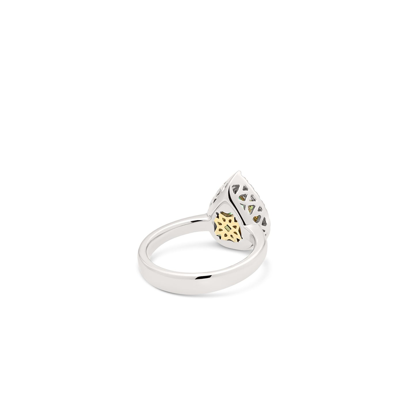 Anello BeLoma con smeraldo e diamanti