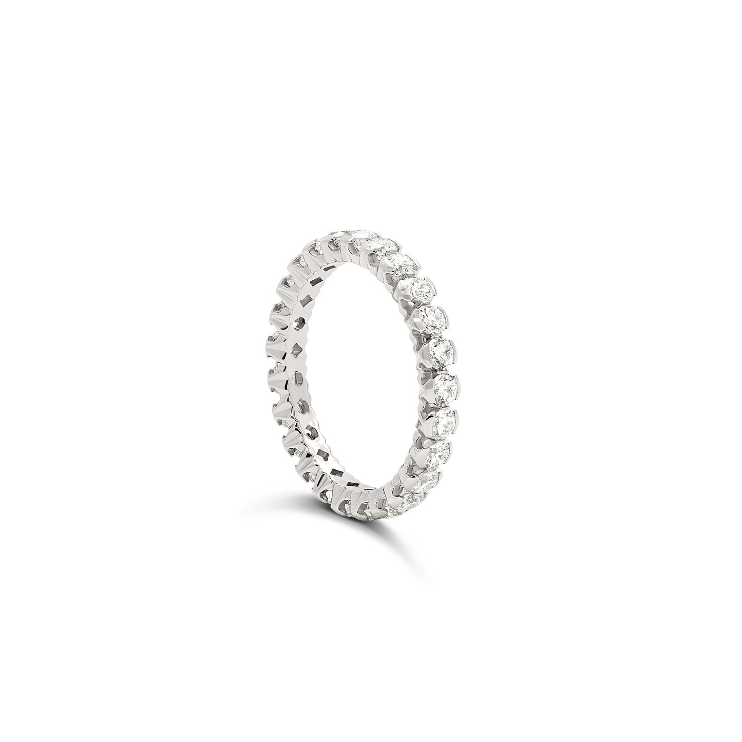Anello Eternity con diamanti