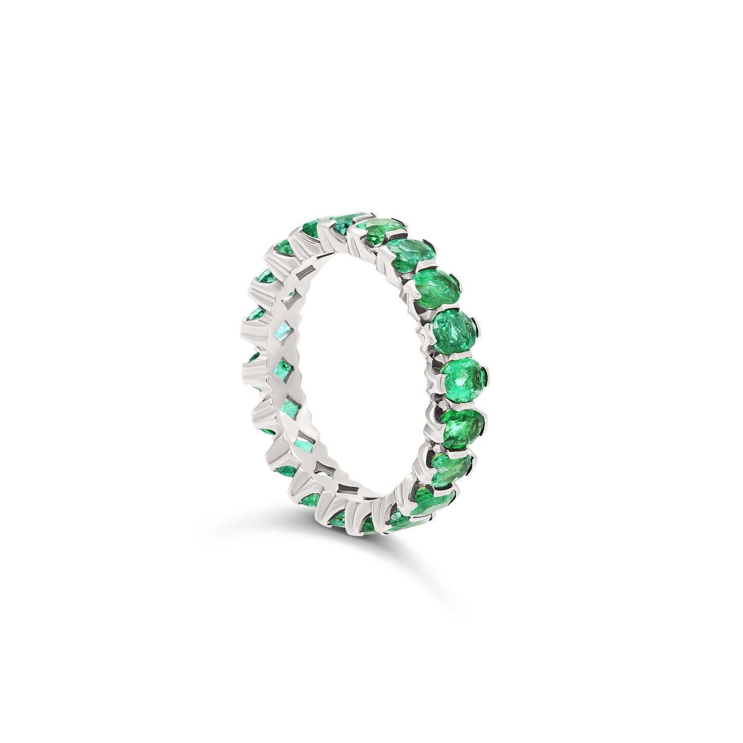 Anello Eternity con smeraldi